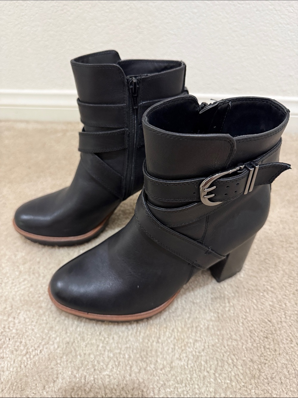 Women's Black Buckle-Strap Leather Ankle Booties